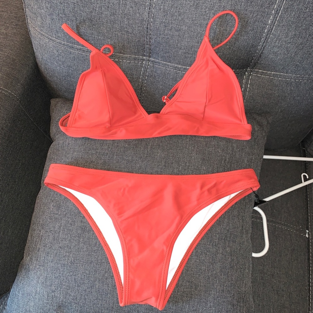 Bathing suit